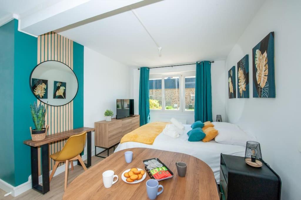 Appartement Proche Gare Routiere Fougères Buitenkant foto